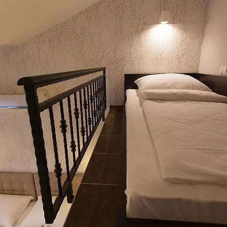 Gabrijela Holiday home Kras