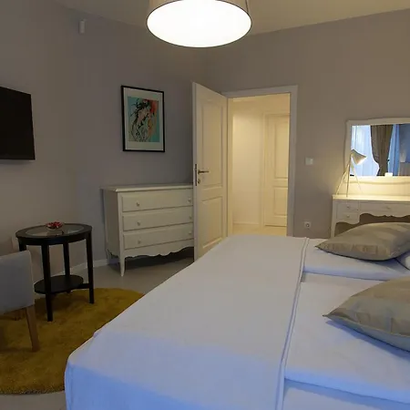 Gabrijela Holiday home Kras